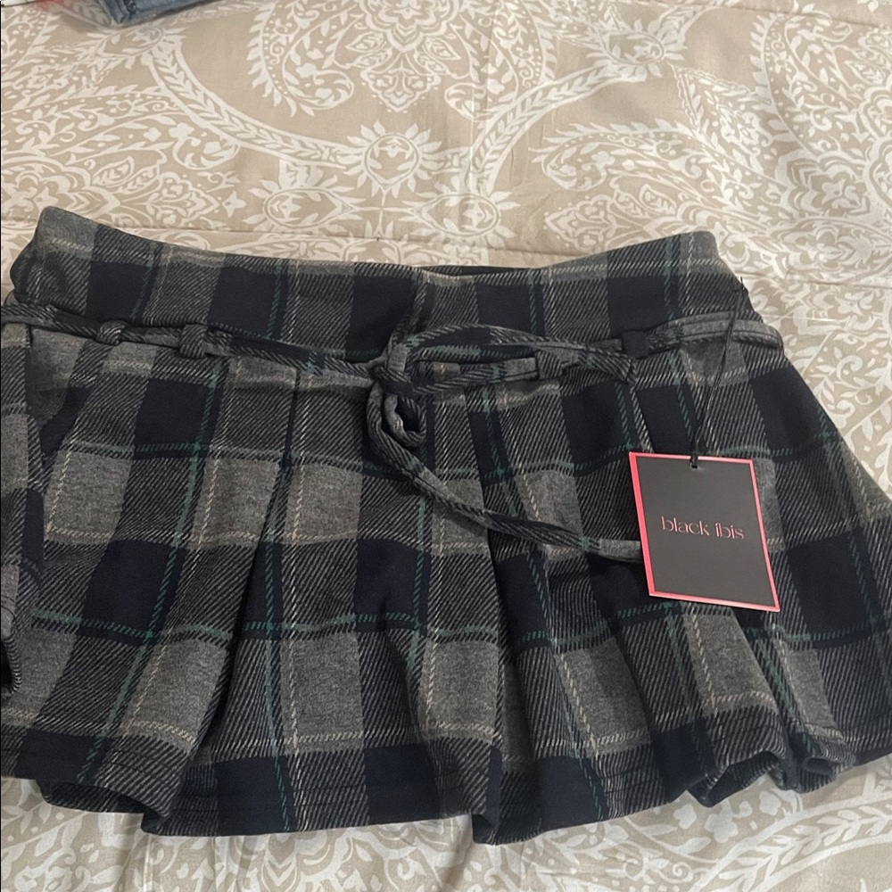 BCBG Gray and Black Plaid Mini Skirt